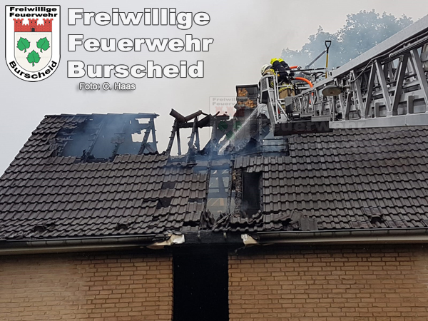 Wohnhausbrand in Burscheid-Hilgen